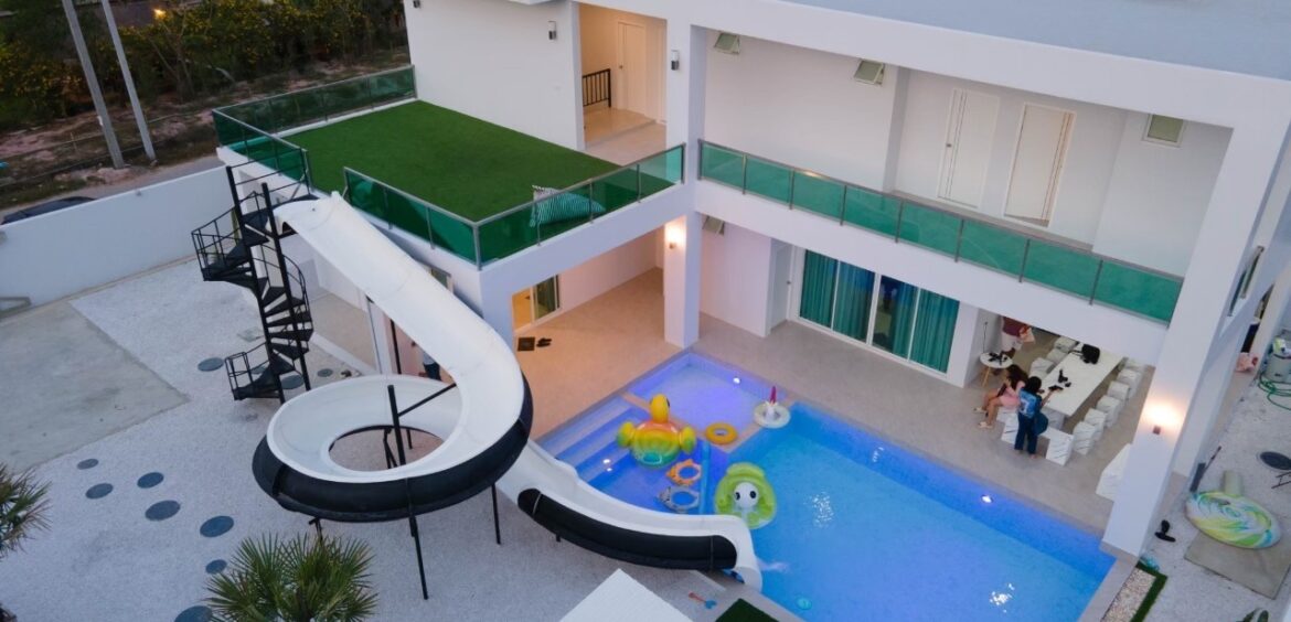 Sun Pool Villa