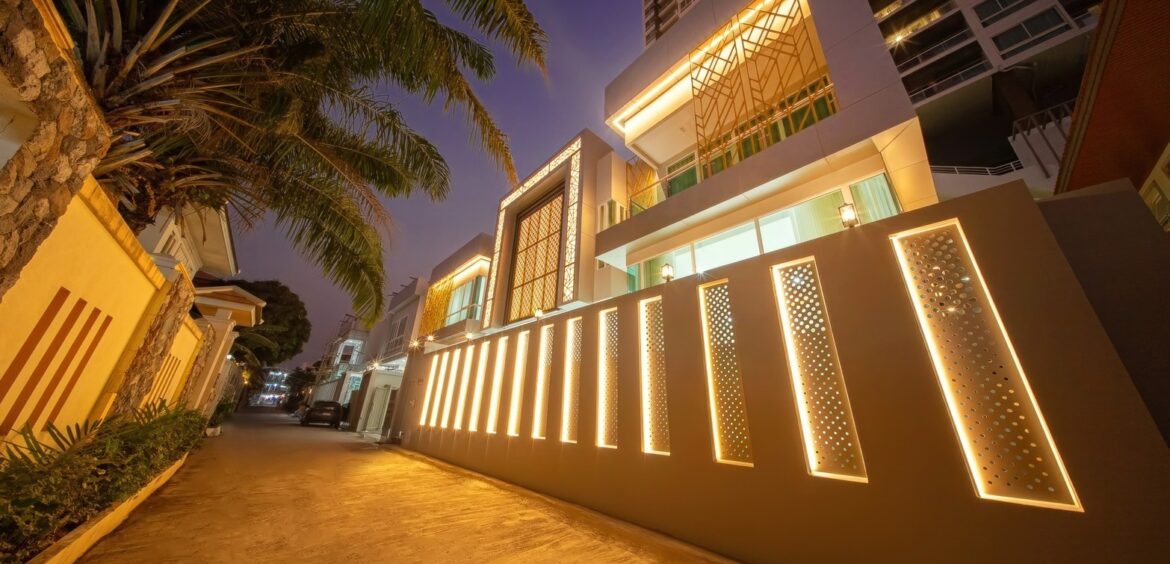 Exclusive Beachside Luxury Villa