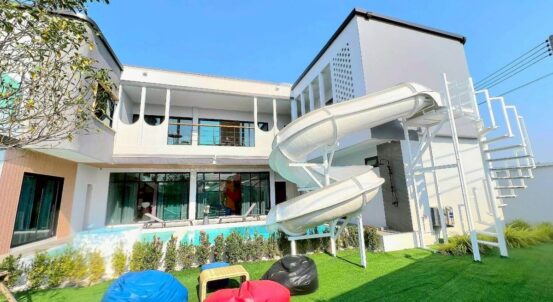 My Room Pool Villa